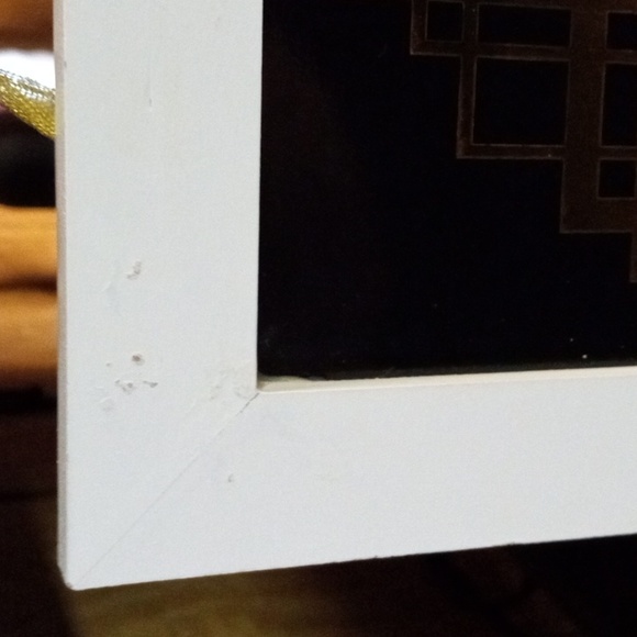 Decor - Picture 6 of 7